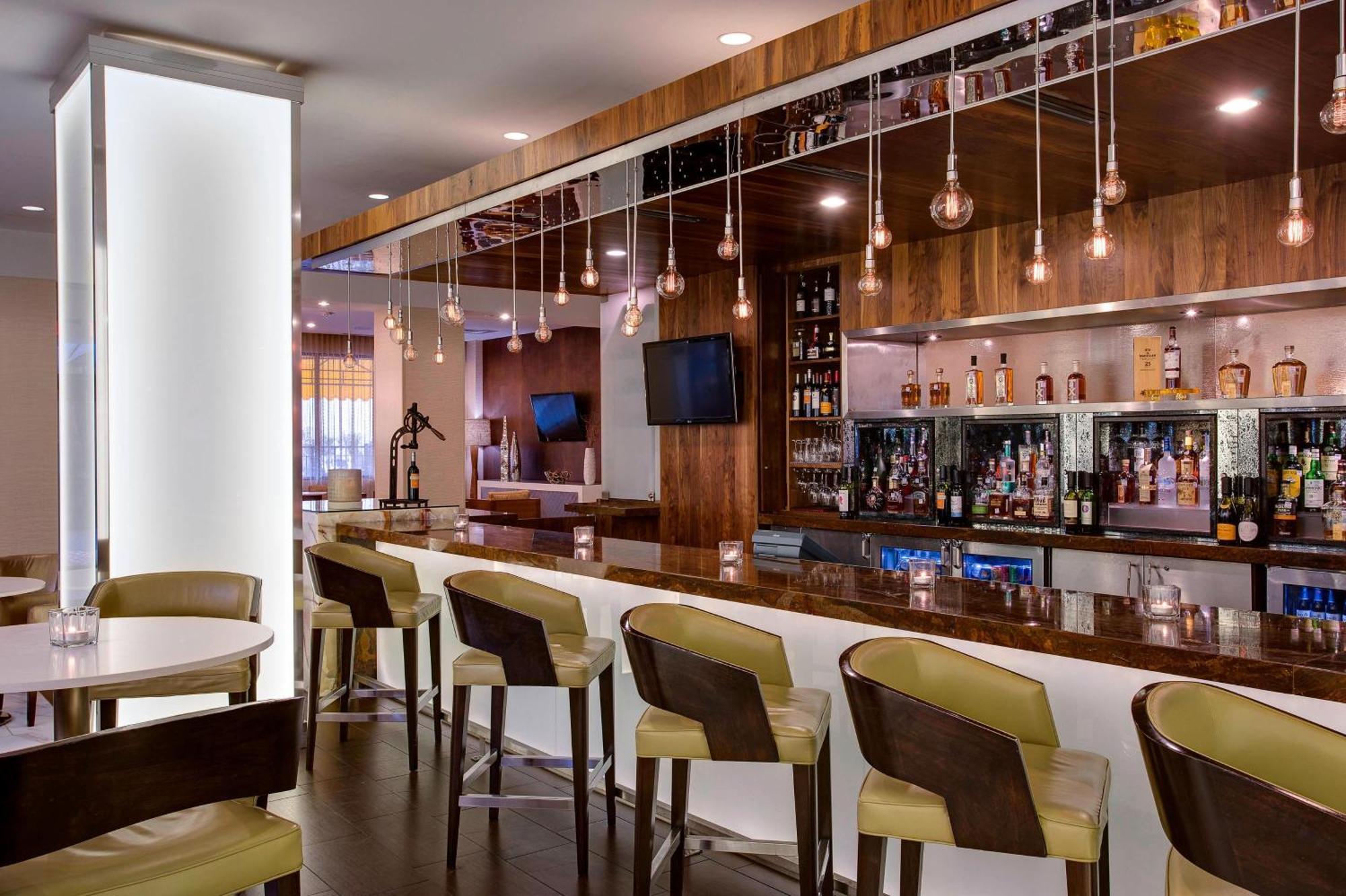 Dallas-Addison Marriott Quorum By The Galleria Esterno foto